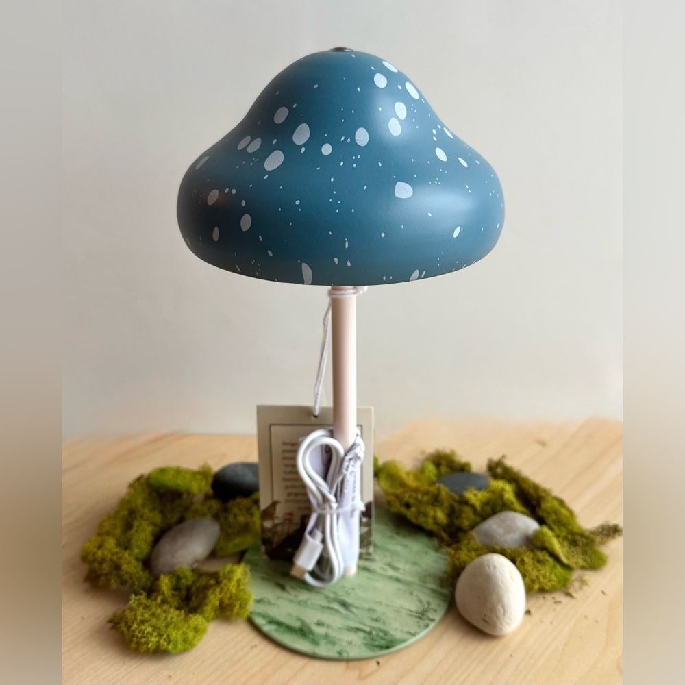 NWT John Derian Target Blue Mushroom Rechargeable LED Table Lamp